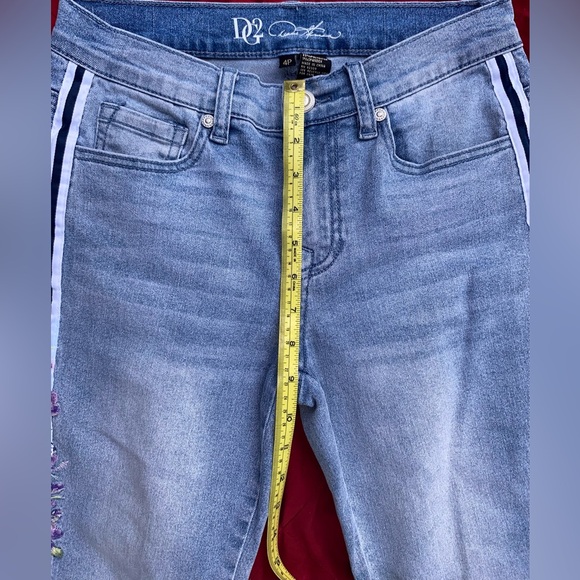 DG2 by Diane Gilman Women's Stretch Jeans - Picture 4 of 5